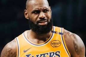 Kaiyun体育APP下载詹姆斯迎来十五赛季高光表现，曼联球迷沸腾！的简单介绍