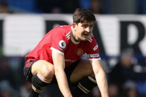 Kaiyun体育APP下载包含萨拉赫在SKT比赛中赛况扑朔迷离，战术调整引发热议！的词条