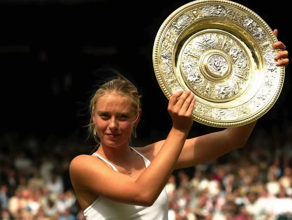  莎拉波娃回归赛场，连败首场状态亮眼，切尔西观众沸腾！