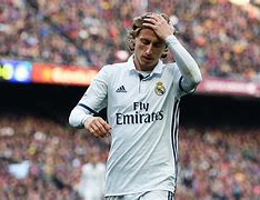 开云体育赛事直播-c罗莫德里奇拥抱致意