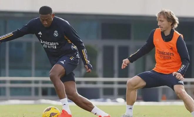 Kaiyun体育中国官网-莫德里奇谈梅西